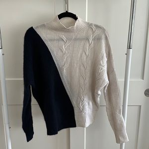 Brodie Cashmere Two Toned Sweater XS
